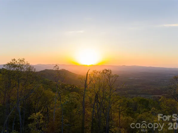 99999 Elk Mountain Scenic Hwy #1, Asheville, NC 28804