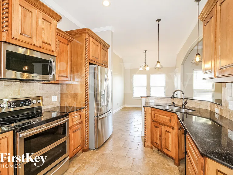 2604 Busheywood Dr — Photo 6