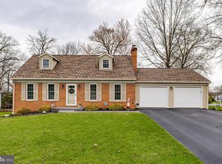 24 Edie Dr, Denver, PA 17517