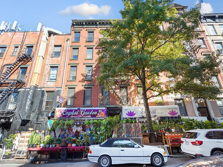 247 E 10th St #4 — Photo 7