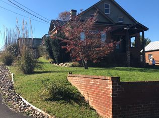 305 Houston St, Lexington, VA 24450