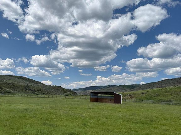 5th image of 5179 Crow Creek Rd