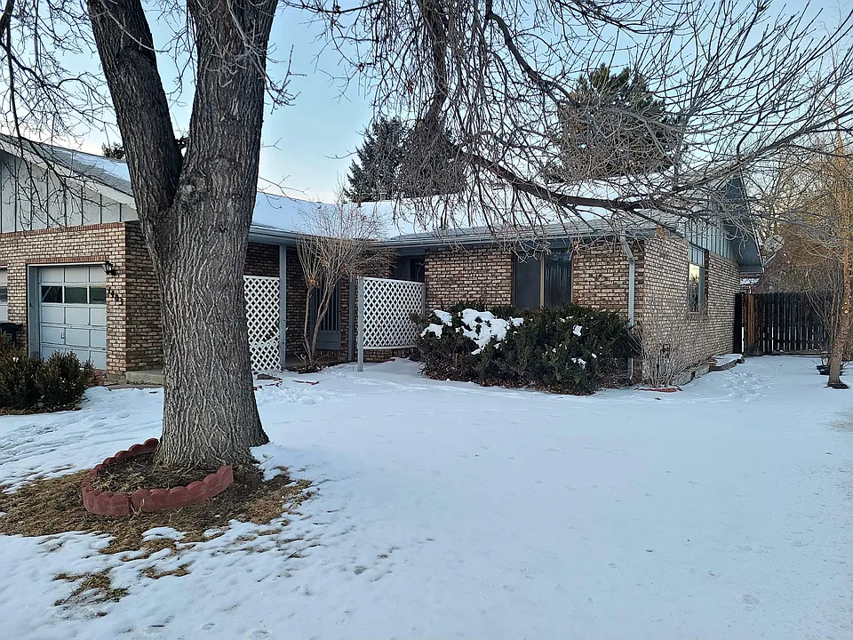 1403 Caddoa Dr