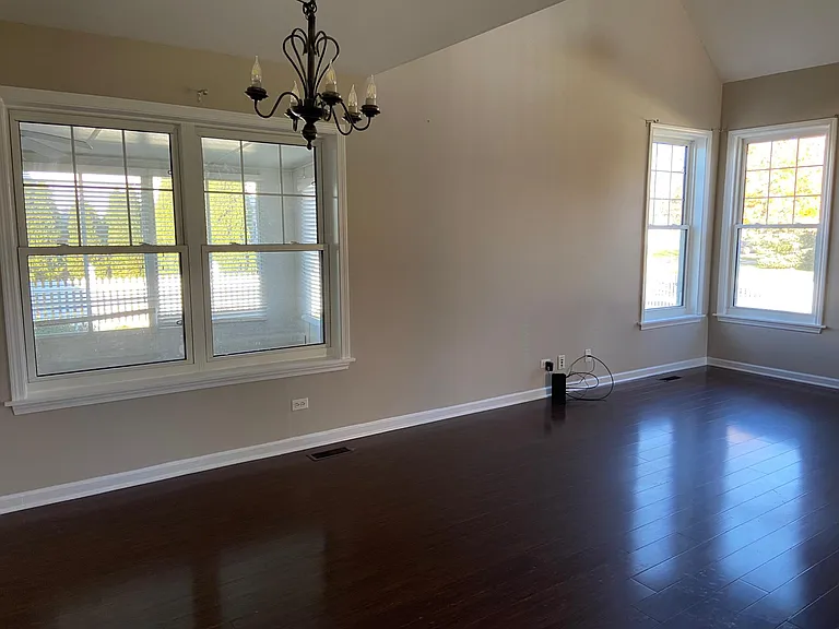 514 Heritage Dr — Photo 5