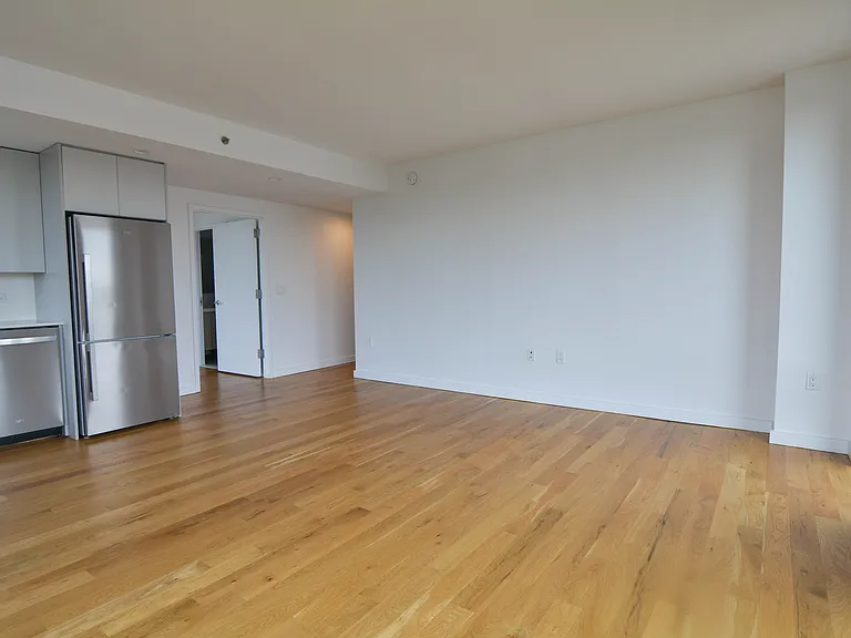 123 Hope St #6I — Photo 3