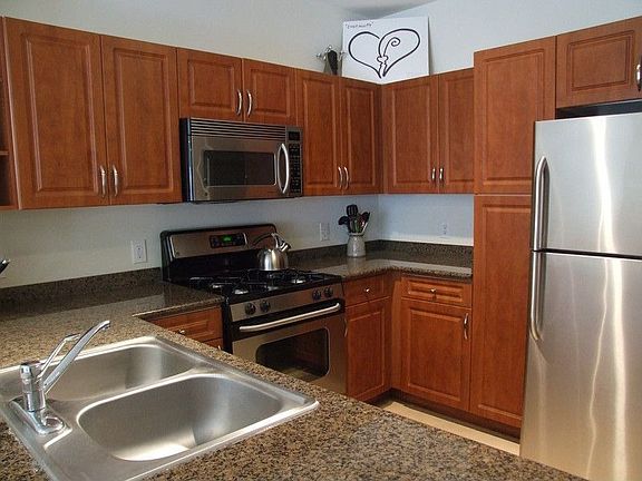 5th image of 12937 Centre Park Cir APT 201