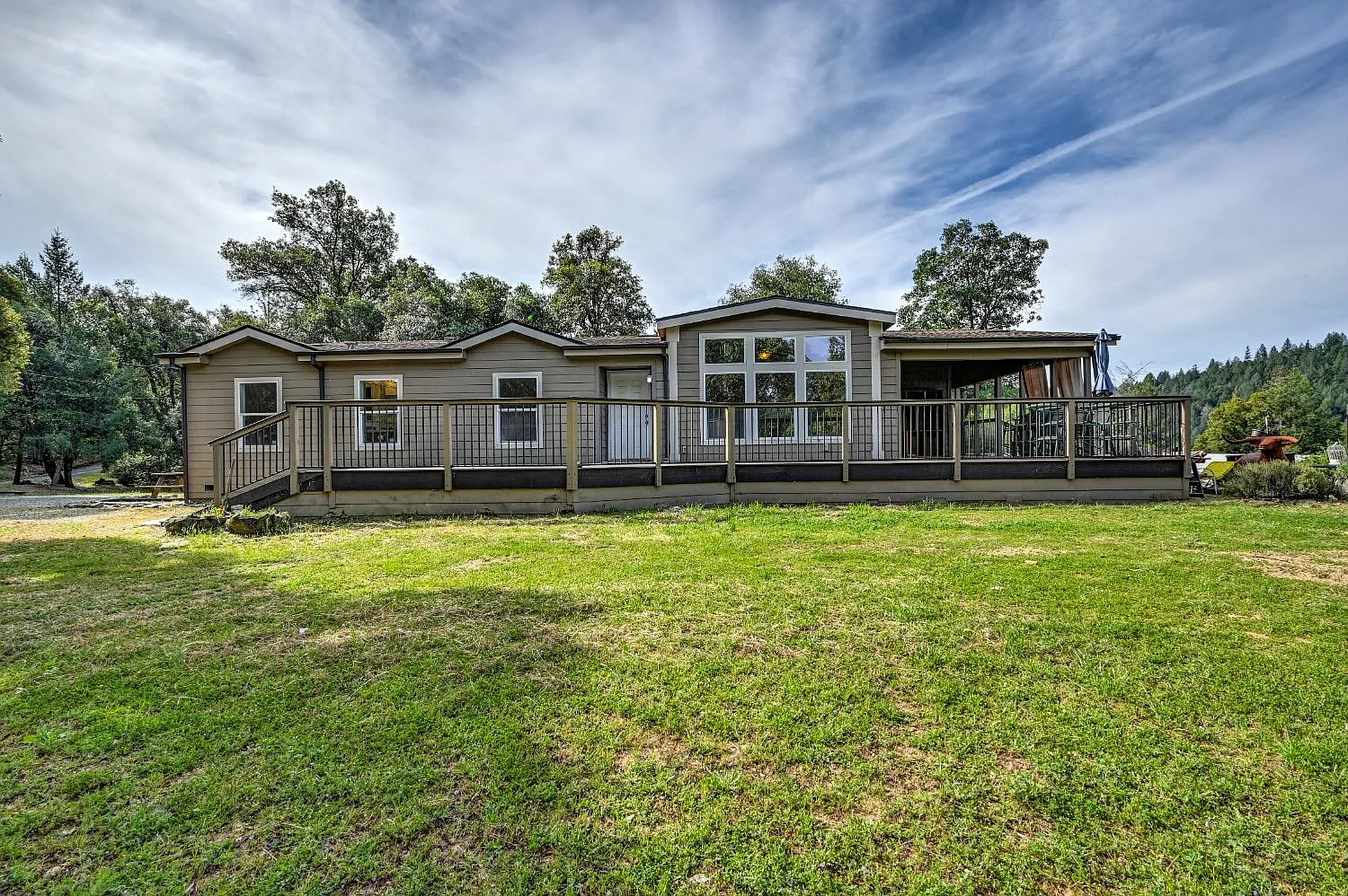 3680 Greenwood Rd photo 1