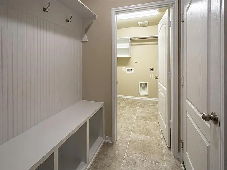 2622 Ivy Wood Ln — Photo 20