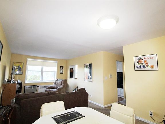 2nd image of 636 N Terrace Ave APT 5J
