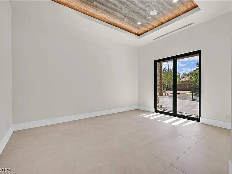 34 Vintage Canyon St — Photo 24