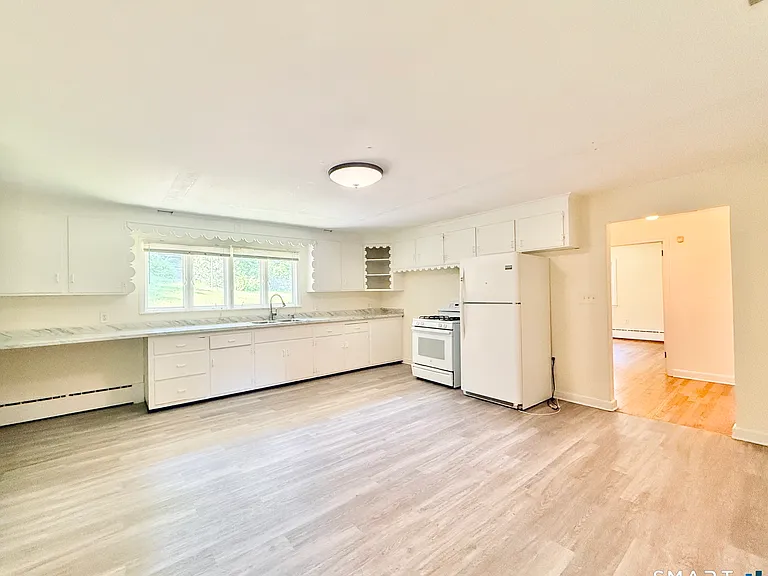 2326 Old Town Rd — Photo 9