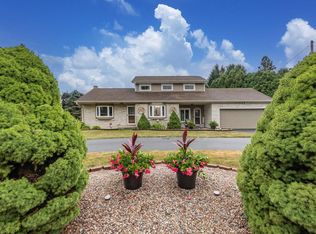 S94W14409 Groveway LANE, Muskego, WI 53150