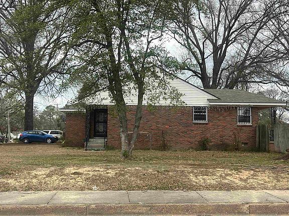 2nd image of 860 Berclair Rd