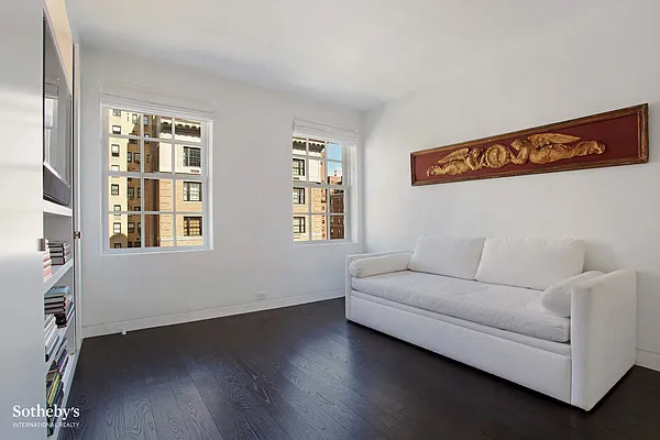 Sold by Sotheby's International Realty | media 19