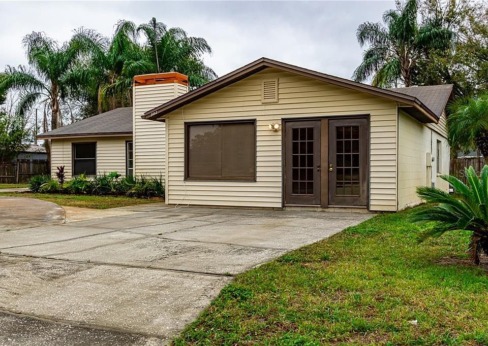 1st image of 302 Lakeview Blvd