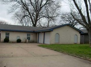 7432 7th St, Oklahoma City, OK 73127
