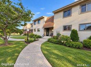 91 Riverview Rd #5D, East Lyme, CT 06333
