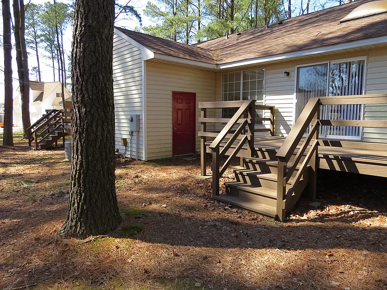 131 King Henry Way — Photo 12