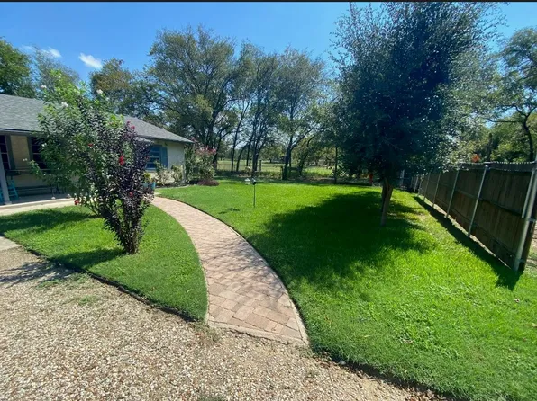 2401 W Bethesda Rd, Burleson, TX 76028