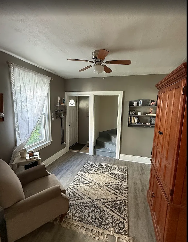 3 bed, 1058 sqft, $1,650 — Photo 4