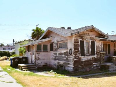 738 S Kern Ave, Los Angeles, CA, 90022