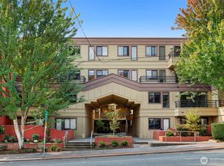 3401 Wallingford Ave N APT 403, Seattle, WA 98103