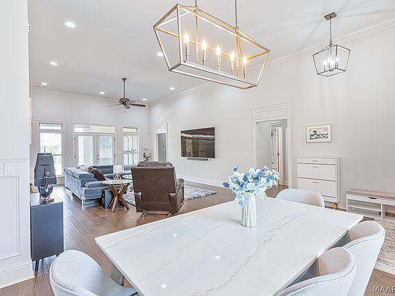 3rd image of 8972 Caraway Ln