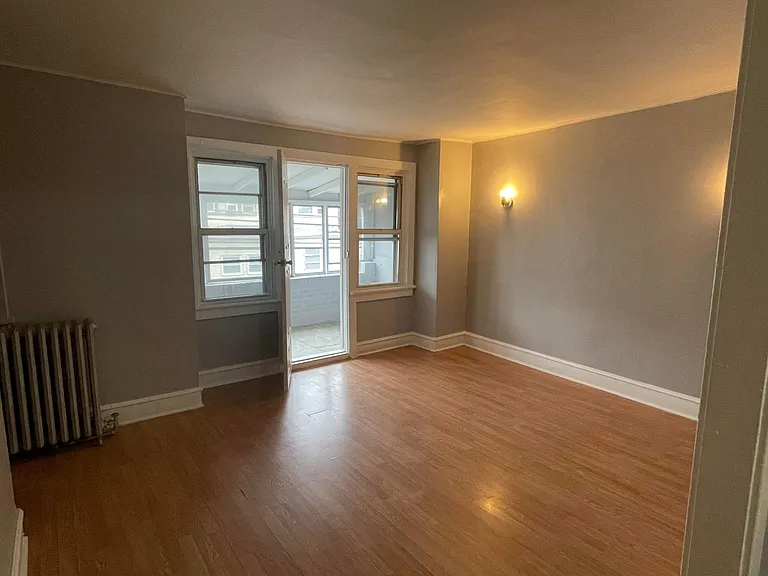 231 Sansom St #2 — Photo 8