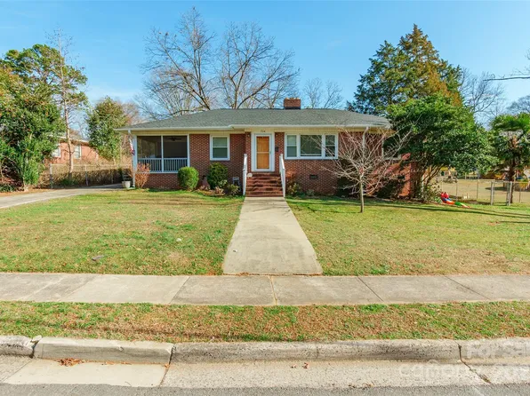 724 Colonial Dr, Rock Hill, SC 29730