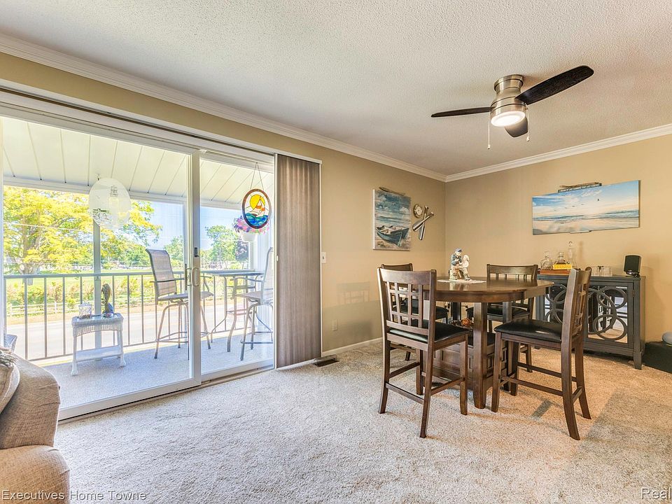 1467 Krafft Rd Apt 8, photo 6
