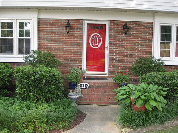 2nd image of 612 Runnymede Ct