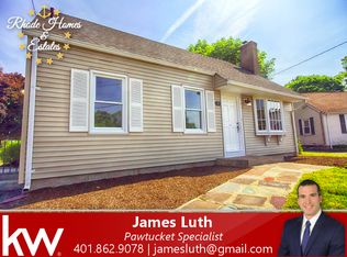 20 Kirk Dr, Pawtucket, RI 02861