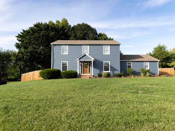 2822 Jefferson Ln, Waynesboro, VA 22980
