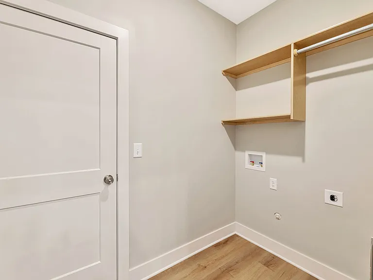 576 Long Path Ct — Photo 7