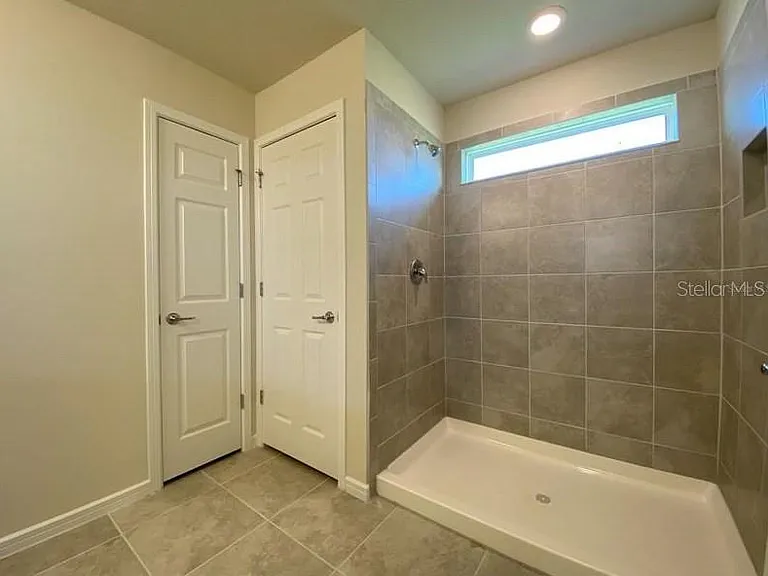 1579 Aspen Ave — Photo 22