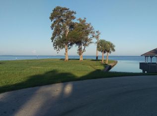 627 Windrush Bay Dr, Tarpon Springs, FL 34689
