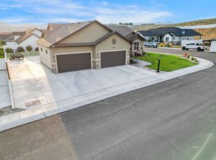 2034 Eagle Ridge Loop, Elko, NV 89801