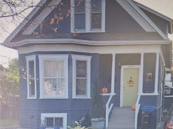 6753 18th Avenue NW, Seattle, WA 98117