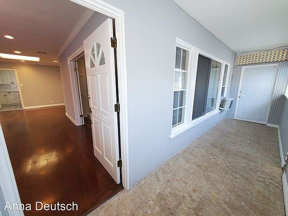 5th image of 1124 Rexford Dr APT 4