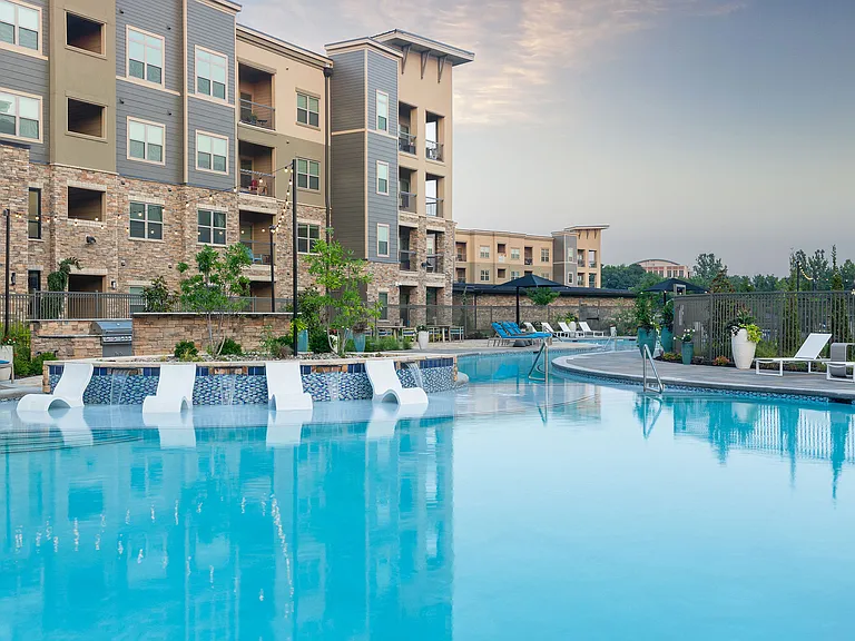 Cyan Southcreek — Photo 10