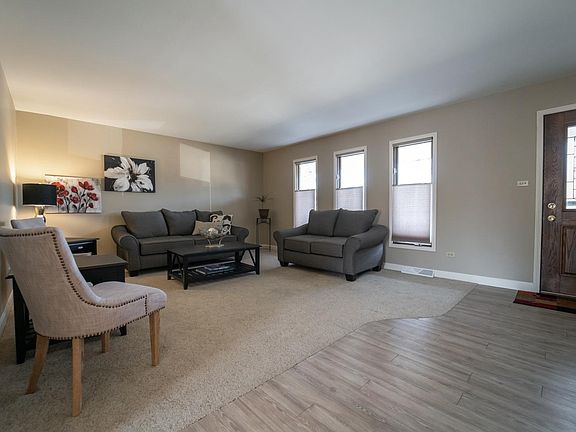 4th image of 538 Osage Dr