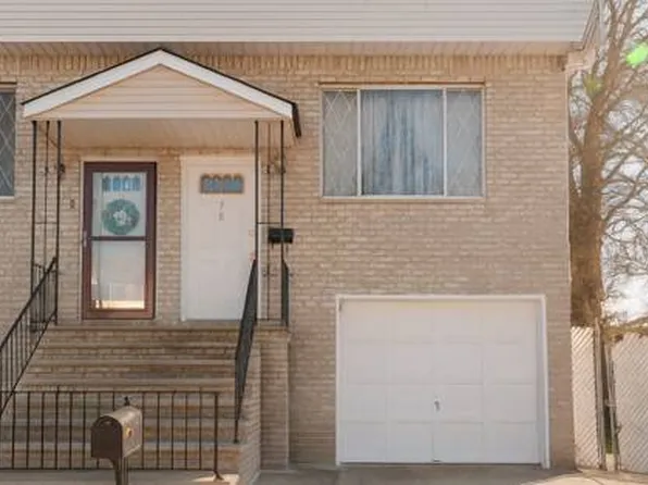 78 Forest St, Staten Island, NY 10314