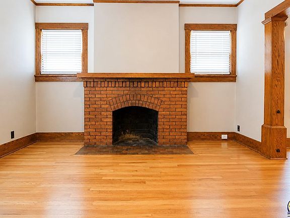 5th image of 1197 SW College Ave