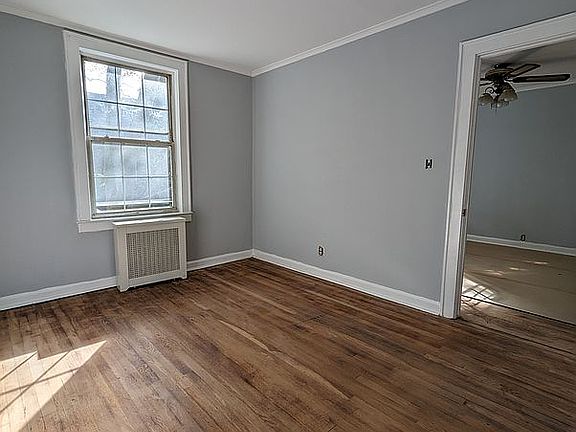 2nd image of 3928 46th St