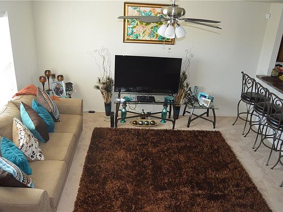 2nd image of 9928 Fressia Ln
