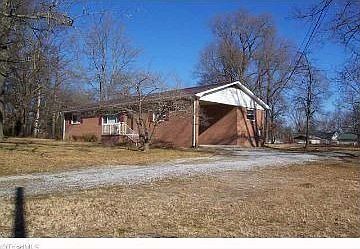 2nd image of 5504 Crestwood Dr