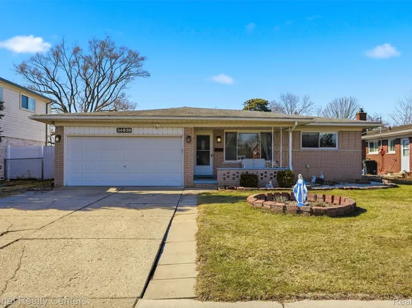 34839 Beaver Dr, Sterling Heights, MI 48312