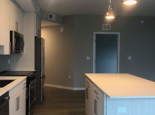 102 Pine St, Orlando, FL 32824