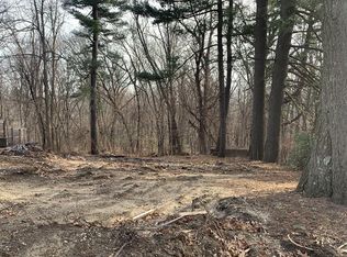 71 Aberdeen Rd, Springfield, MA 01109