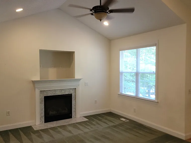 1704 Irish Blvd — Photo 4